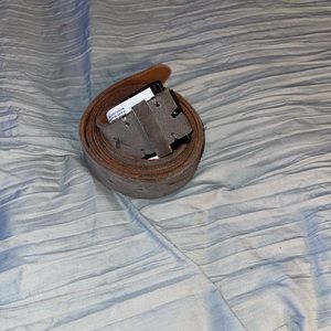 American Eagle 🦅 Suede/leather belt size 34